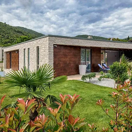 Villa Frontline Korcula A Stones Throw To The Korcula Bay View