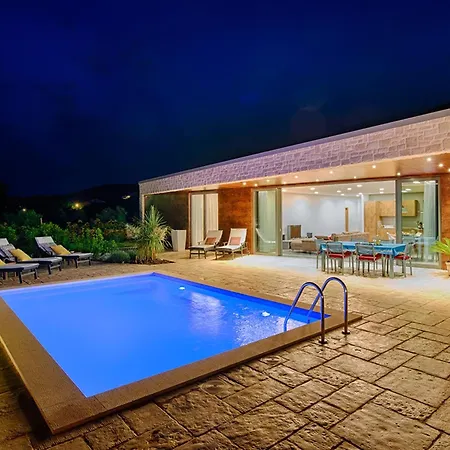 Villa Frontline Korcula A Stones Throw To The Korcula Bay View